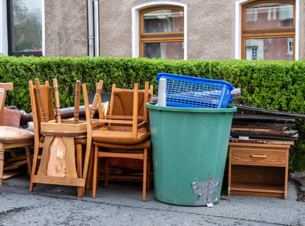 Chair Disposal Service in Irving